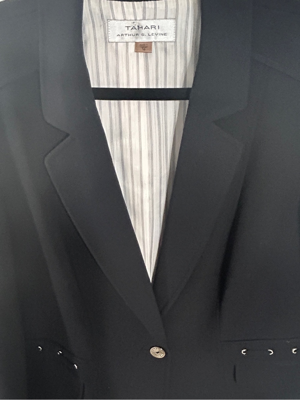 Tahari Black Notch Lapel Single-Button Blazer